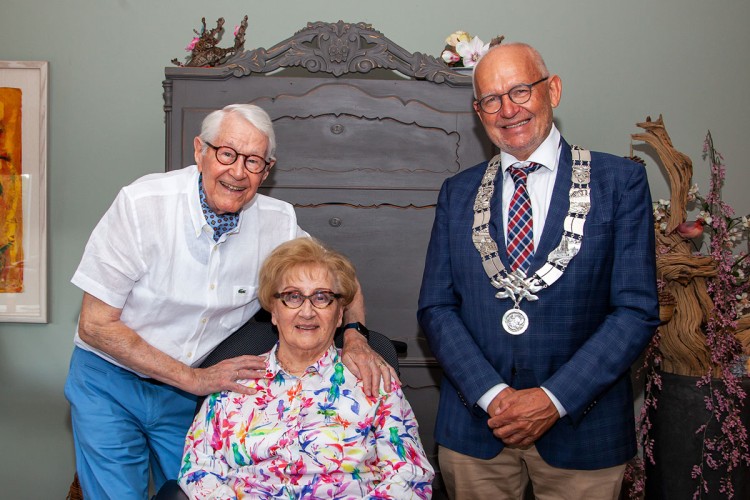 Echtpaar van den Adel-Martinetti 65 jaar getrouwd