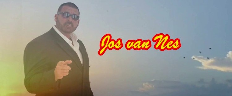 Jos van Nes zingt nostalgisch lied over ons dorp