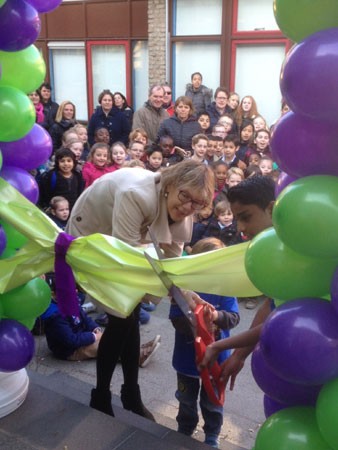 Feestelijke opening Tandem en Yes! Hoendersekade 1 door Wethouder Jolanda de Witte