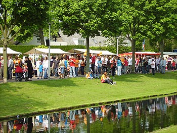Album afbeelding 3: Oranjebraderie