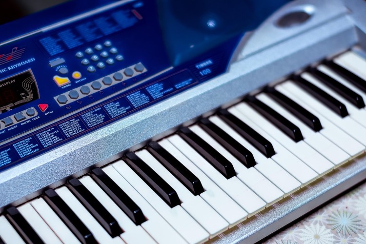 KunstKids - Start 4 lessen Keyboard  (groep 7&8)