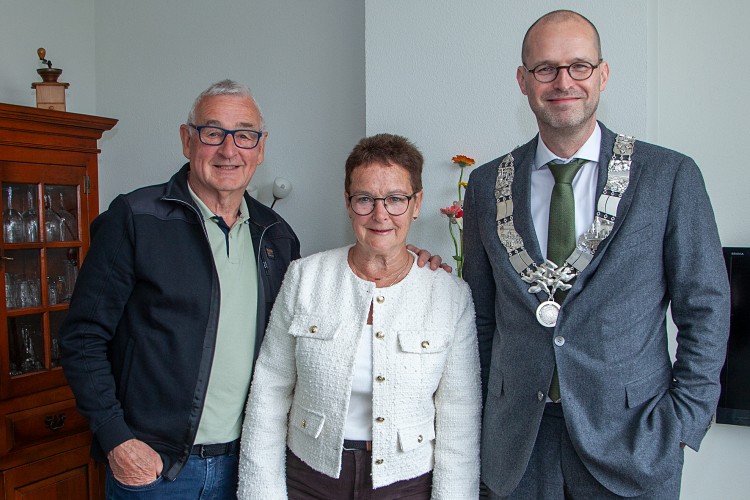 Echtpaar van Die-van Wingerden 50 jaar getrouwd