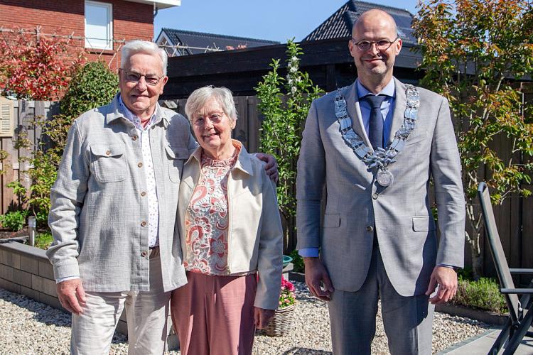 Echtpaar de Groot-van Dam 50 jaar getrouwd