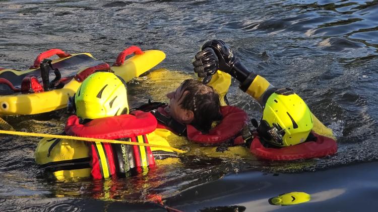 Grote oefening voor de brandweer Ambacht en Heerjansdam