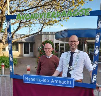 Album afbeelding 2: De journalist van Ambacht.net mocht met de burgemeester op de foto....