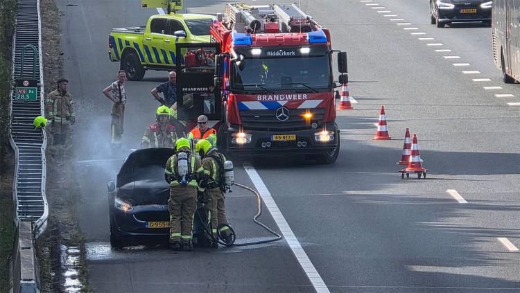 Doortastend optreden voorkomt grote autobrand op A16
