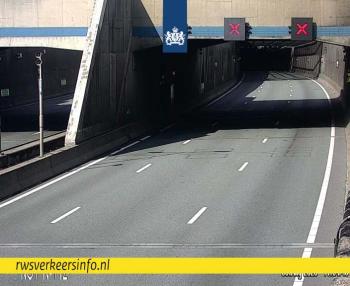 Noordtunnel A15 dicht door technische storing