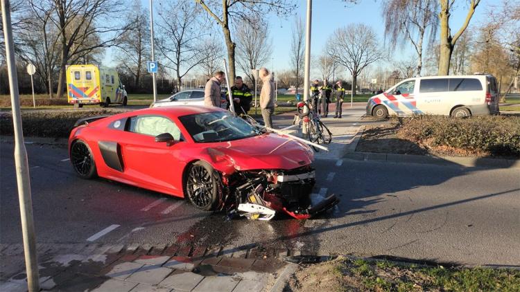 Ambacht dreigt ’s avonds racebaan te worden: Realistisch Ambacht (RA) en bewoners slaan alarm