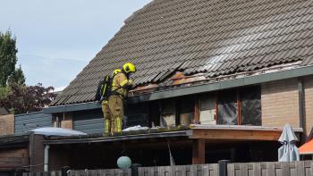 Brand tijdens dakwerkzaamheden woning Soeteliefskamp