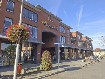 Reactie Gemeente Belangen en Leefbaar Ambacht koopzondag: ondernemersvrijheid versus leefbaarheid
