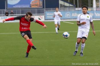 IFC krijgt op eigen veld flinke tik te verwerken tegen koploper Halsteren: 1-6