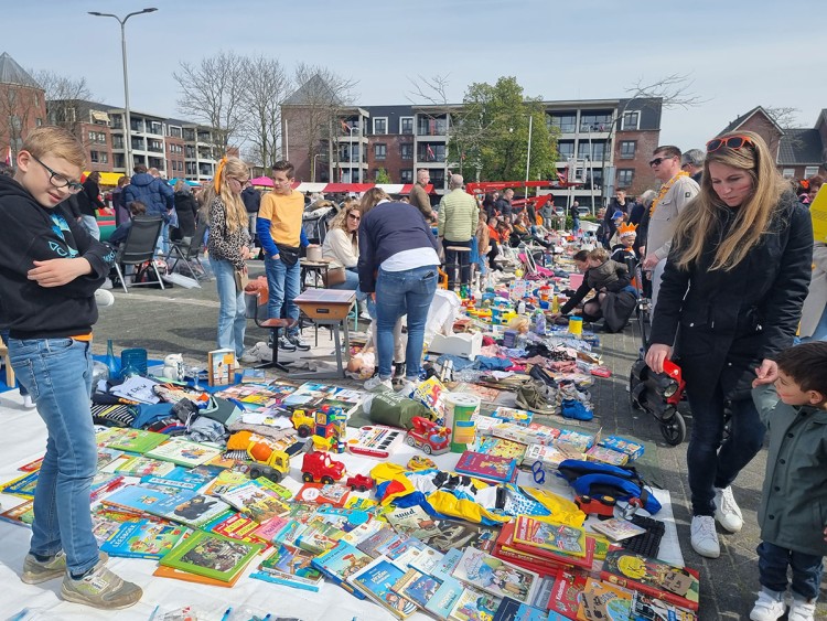 Ambachters: plekje vrijmarkt gratis of voor klein bedrag